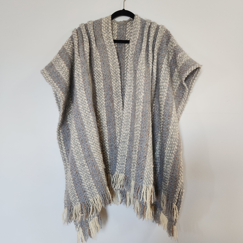 Vintage Tipestries Irland by Helena Ruuth Wool Shawl Wrap